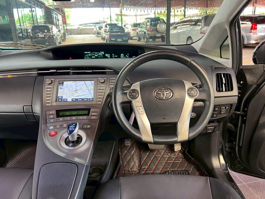 TOYOTA PRIUS 1.8 Hybrid Top option grade ปี2012 ไฮบริดประหยัดมาก ไม่เคยชน วิ่งน้อย 10