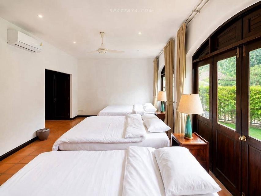 For Sale — Large Pool Villa in Siam Country Club Area Land size: approx. 168 sq.wah• Single-storey house• Strong red brick structure• 3 bedrooms 6
