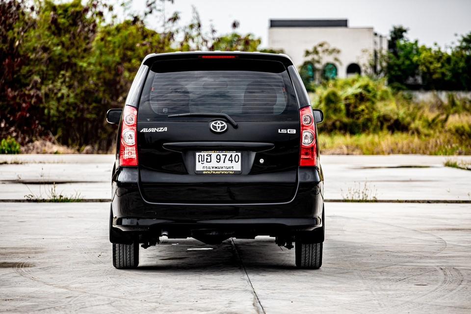Toyota Avanza 1.5E ปี 2011 เกียร์ Auto 7 ที่นั่ง สีดำ สภาพดี 7