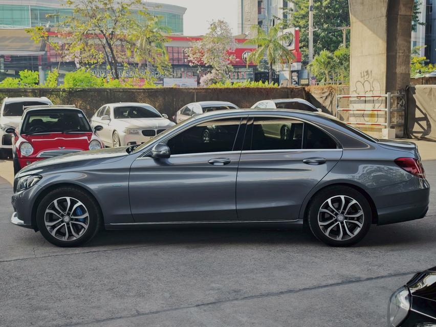 Mercedes Benz C350e Avangarde Plug-in Hybrid W205 ปี 2017 รูปที่ 4