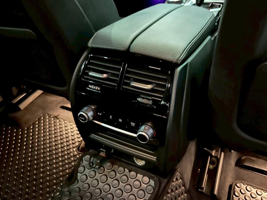 BMW 630D GT M Sport Gran Turismo RHD ปี 2017 ไมล์ 19x,xxx โล ประวัติศูนย์ครบ มือเดียวป้ายแดง 14