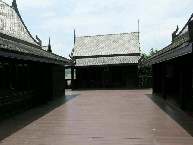ขายถูกที่ดินทำเลทองพร้อมบ้าน 12 หลัง+เรือนไทย 1 หลัง รังสิตคลอง7 เนื้อที่ 3-0-85 ไร่ ขายยกแปลง 35 ล้าน ธัญบุรี ปทุมธานี 12110 8