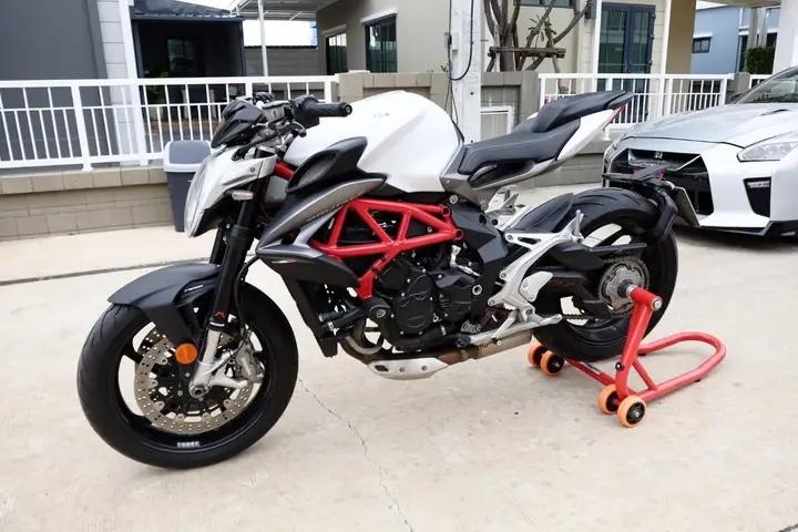 รีบขาย MV Agusta Brutale 2