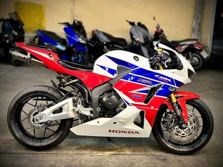 รถบ้านสวยๆ Honda CBR600 จังหวัด ชลบุรี 3