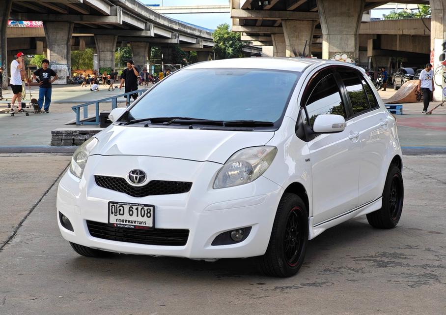 Toyota Yaris 1.5 E Auto ปี 2011