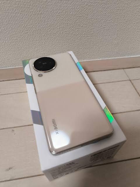 Xiaomi Civi 3 สีทอง 2