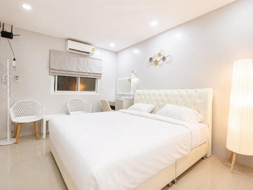 For Rent — Resort-Style Pool Villa at Middle House Pool Villa, Central Pattaya 160sqw 640sqm 6bedrooms 7bathrooms total 3 houses 6