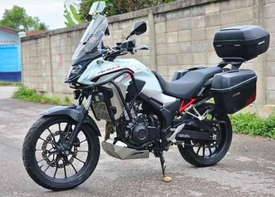 Honda CB500X สีขาว 5