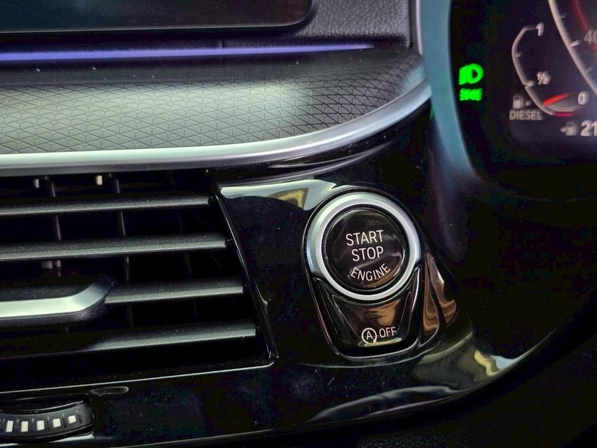 รหัสรถ WMT1180 รหัสรถ WMT1180 BMW 520d M Sport LCI G30 ปี 2023 13