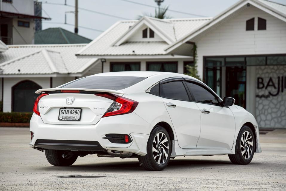 รหัสรถ CBL8990 HONDA CIVIC FC 1.8 EL AT 2017