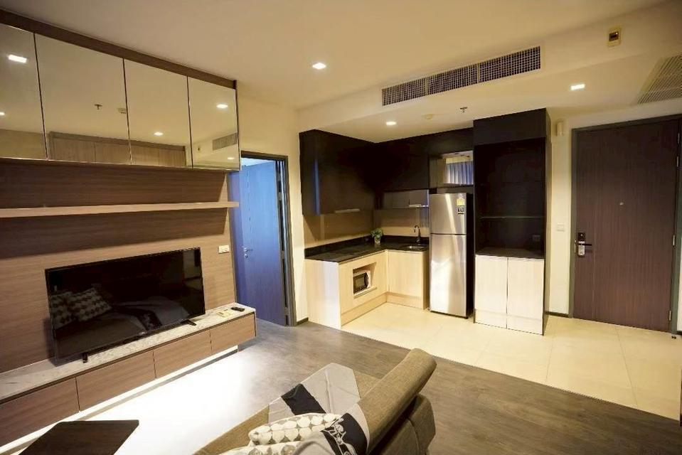 Sale /rent  Edge Sukhumvit 23 