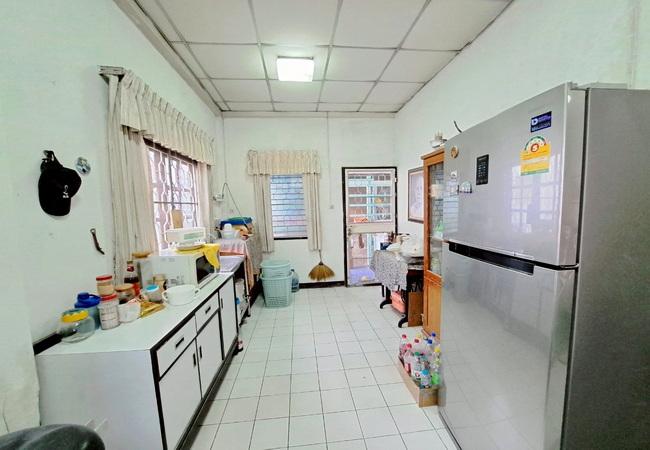 ขายบ้านเดี่ยว หมู่บ้านกิตตินิเวศน์ ซอยรามคำแหง 68 เนื้อที่ 42 ตร.ว. 2 นอน 1 น้ำ 8