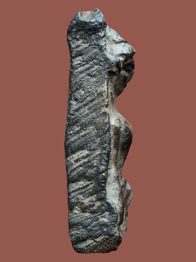 พระผงสุพรรณ พิมพ์หน้าแก่....เก่า เดิมๆ...สวยแชมป์ 4