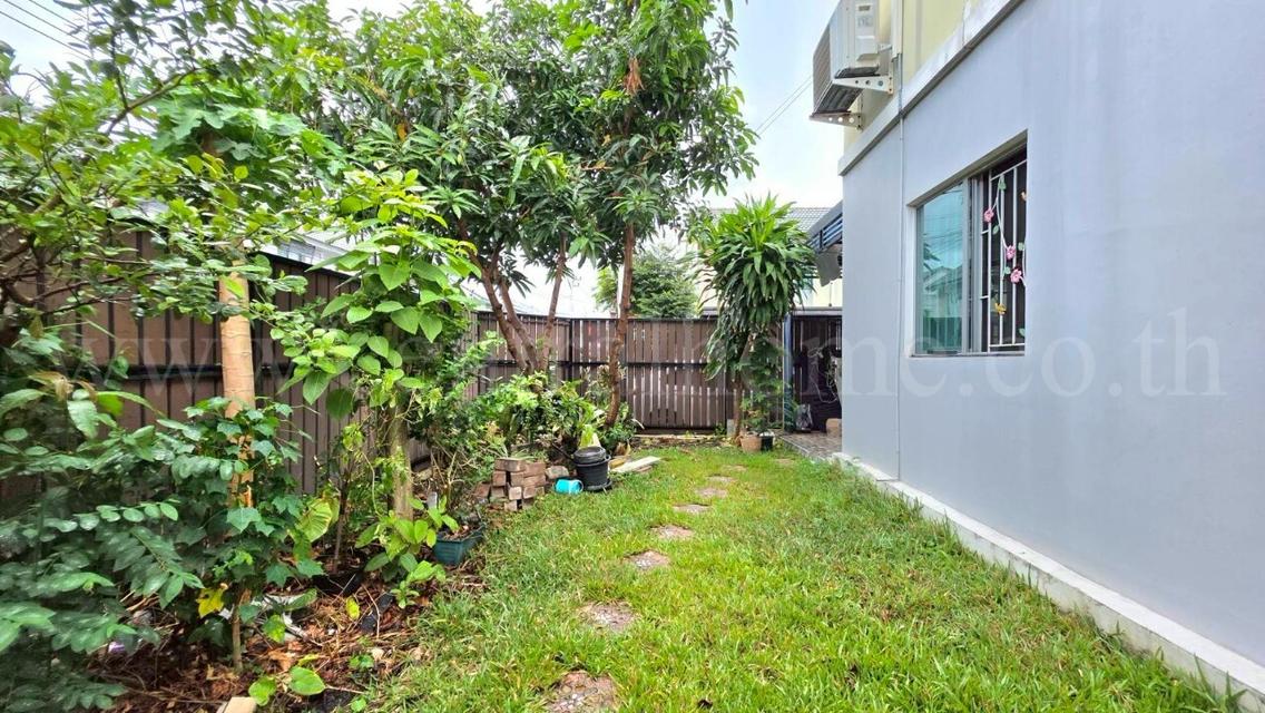 ทาวน์เฮ้าส์ บ้านพฤกษา 87/2 ศรีนครินทร์ - บางนา หลังมุม 19