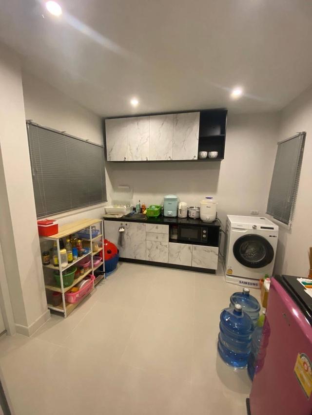 ขายถูกบ้านแฝด 2 ชั้น หมู่บ้าน ศุภาลัย ไพร์ด วงแหวน-ลำลูกกา คลอง 6 ขนาด 37.5 ตรว. 3 นอน 2 น้ำ บ้านสวย บ้านเปล่า ติดถนนลำลูกกา ใกล้ สถานีรถไฟฟ้าคูคต 8