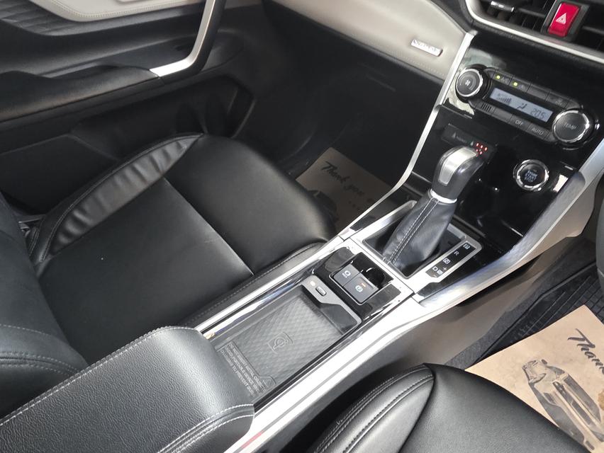 🌟 TOYOTA VELOZ 1.5 Premium A/T (ปี 2022) 🌟รถบ้าน 7 ที่นั่ง สีขาวสวยกริ๊บ สภาพดีเยี่ยม Option ตัว Top รูปที่ 18
