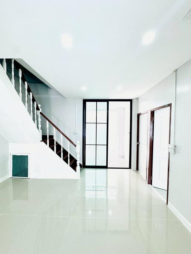 หมู่บ้านบัวทอง4 6