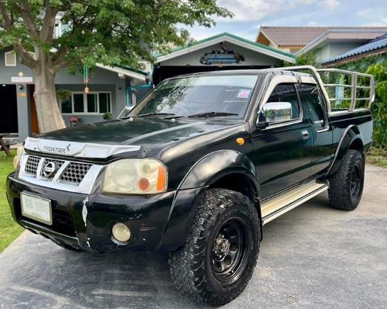 ขายรถ Nissan Frontier  5