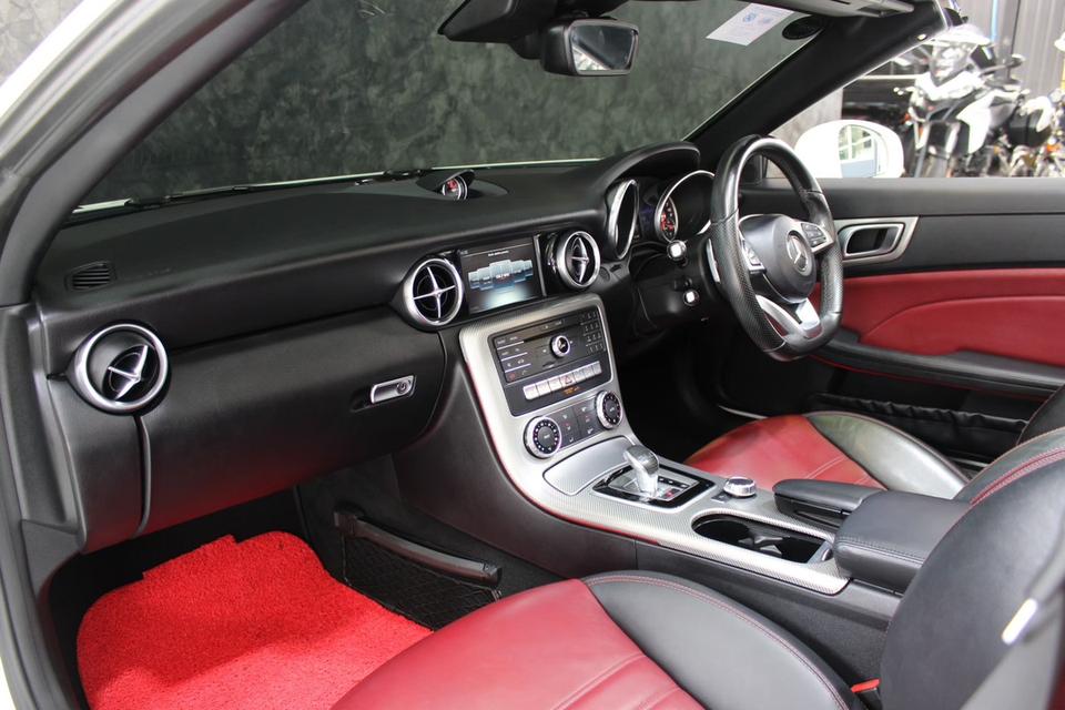 รหัสรถ JRS4000 Mercedes-Benz SLC 300 ปี 2017 AMG Dynamic 10