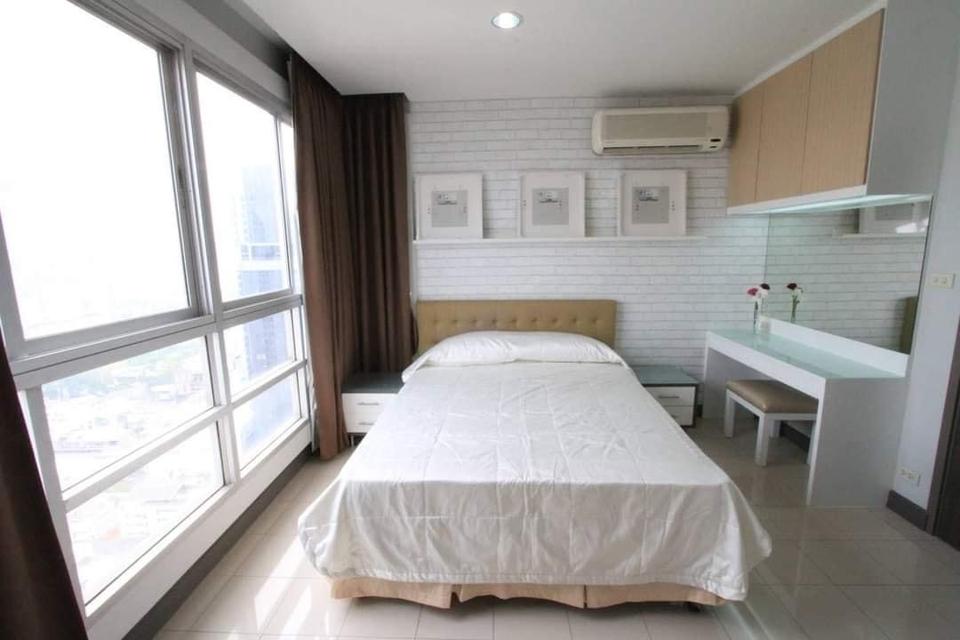 Pathumwan Resort	For Rent 3