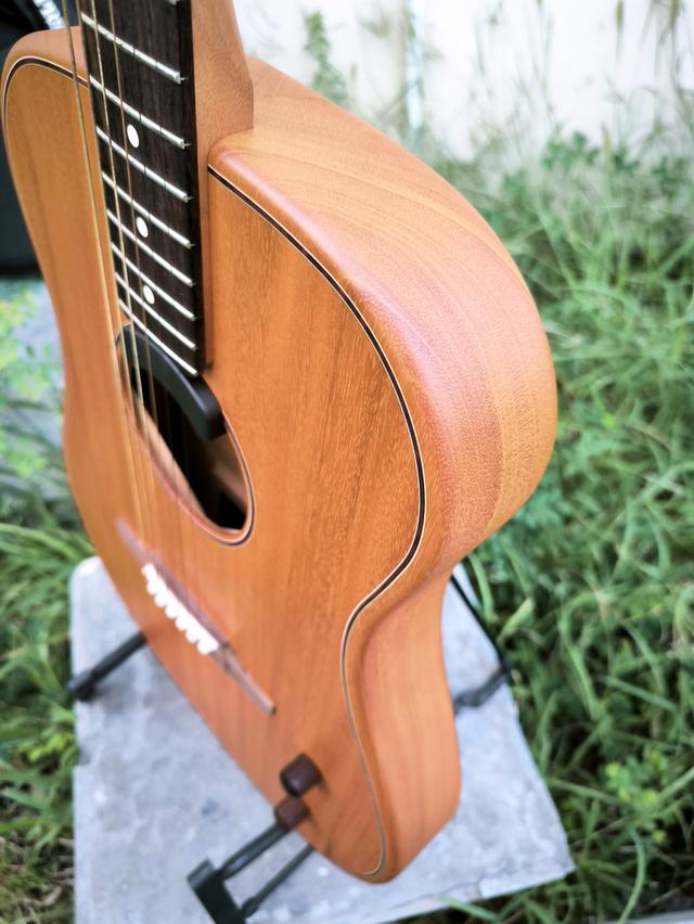 Fender Highway Series Dreadnought (All Mahogany) รูปที่ 4