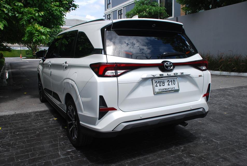 2022 Toyota Veloz Premium 1.5 รุ่นTOP สุด รถบ้าน เข้าศูนย์ตลอด 14