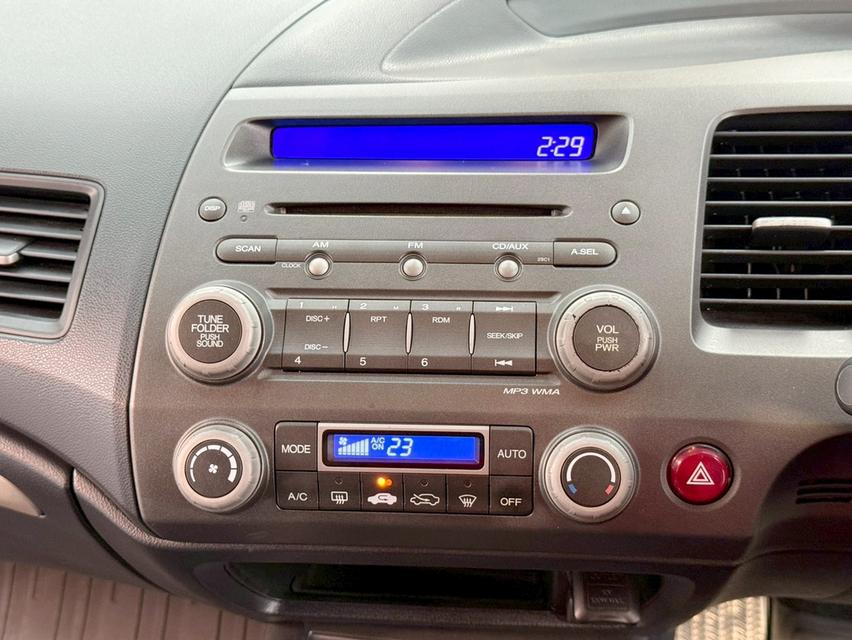 HONDA CIVIC FD 1.8 E i-VTEC ปี2010 ออพชั่นแน่นเต็มคัน  พร้อมใช้งา 14