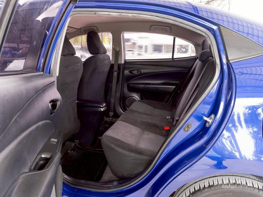 Toyota Yaris Ativ 1.2E ปี 2018 11
