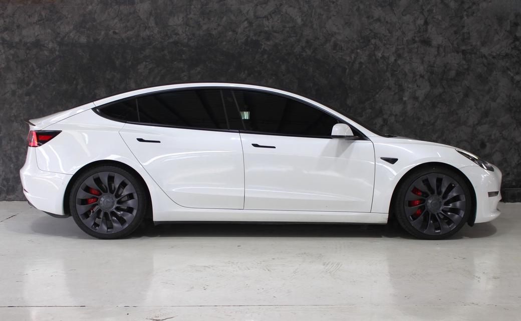 รหัสรถ JRS777 Tesla Model3 Performance  ปี 22 8