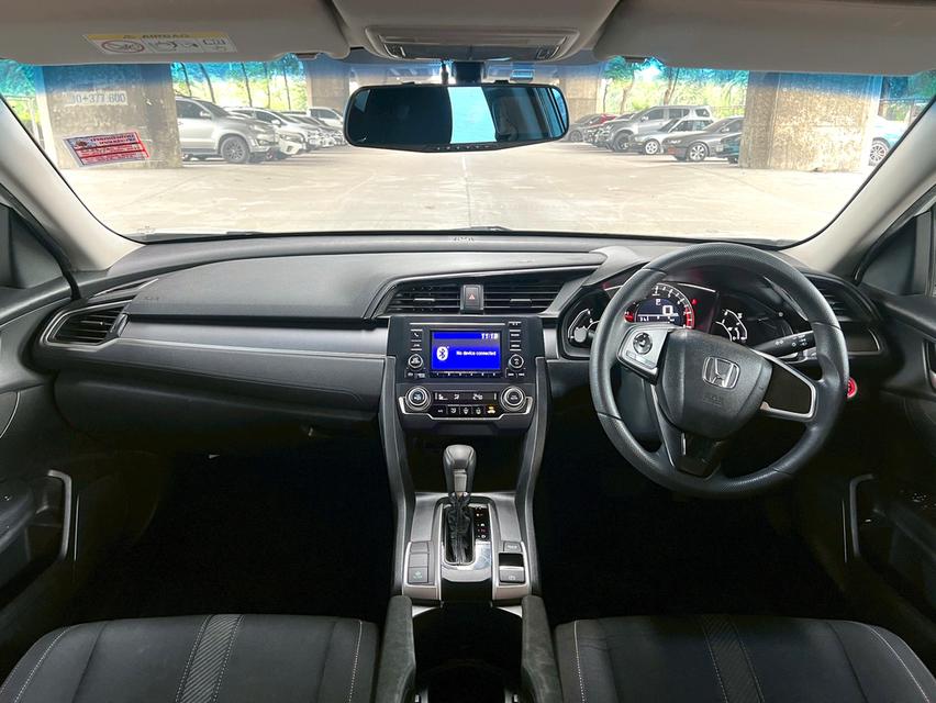 ขายรถ Honda Civic FC 1.8 ปี 2017 สีขาว เกียร์ออโต้ 13