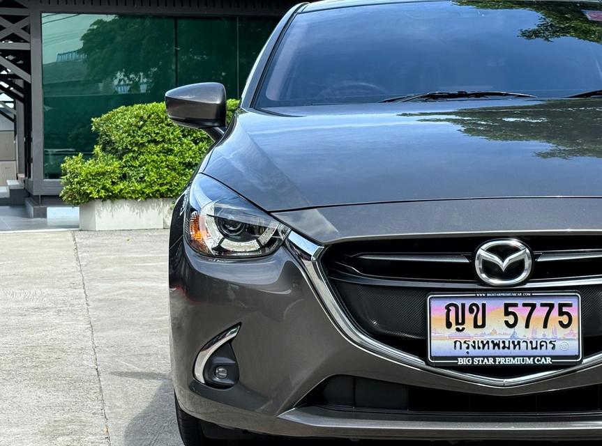 2020 MAZDA 1.3 HIGH CONNECT รถมือเดียวออกป้ายแดง รถวิ่งน้อยเพียง 7X,XXX กม เข้าศูนย์ทุกระยะ รถไม่เคยมีอุบัติเหตุครับ 7
