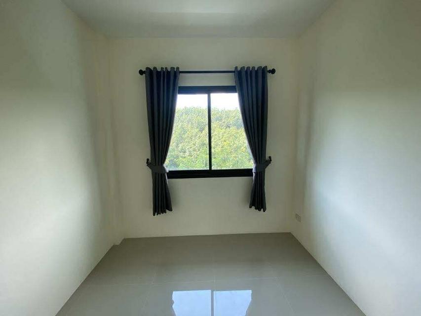 บ้านทาวน์เฮาส์2ชั้น 3ห้องนอน 2ห้องน้ำ 5