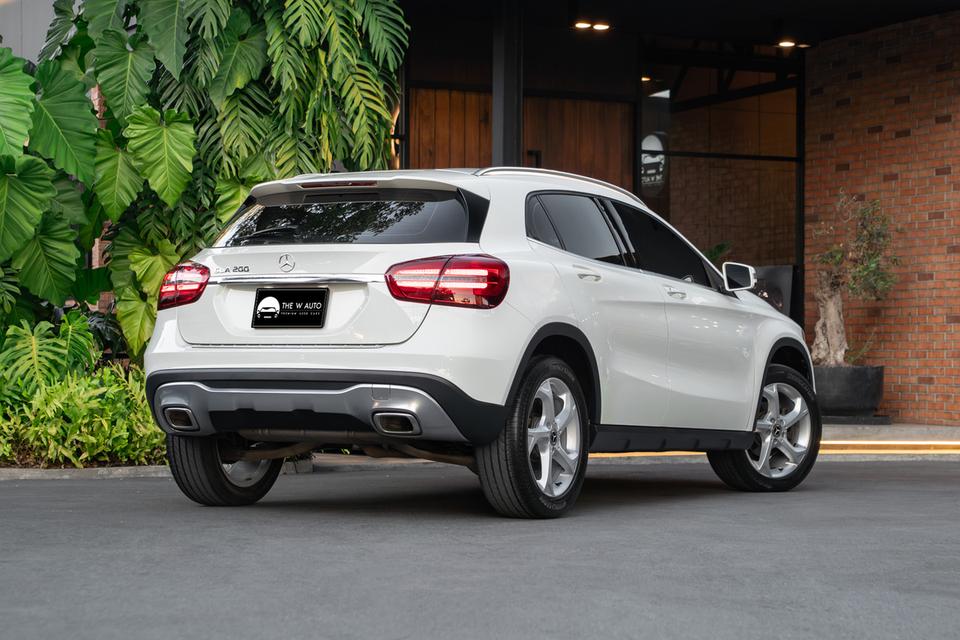 “Mercedes-Benz GLA200 Urban“ Facelift  ปี 2019 2