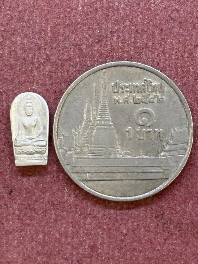 พระใบมะขาม พระไพรีพินาศ วัดบวรนิเวศวิหาร กรุงเทพฯ พ.ศ.๒๕๔๓ เนื้อเงิน สวยครับ รูปที่ 5