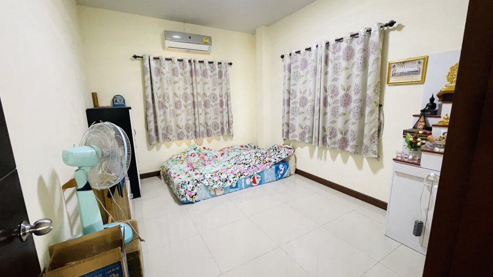 ปล่อยเช่า บ้านแฝด ชั้นเดียว ห้องนอน 2 ห้องน้ำ  2 4