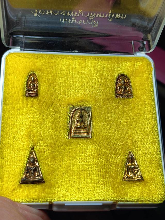 พระชุดเบญจภาคี วัดนางพญา ปี38 2