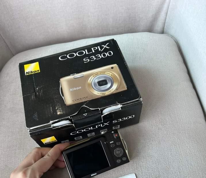 Nikon Coolpix S 3300 2