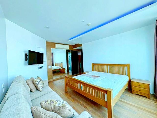 ใกล้ไอคอนสยาม 1.85กม. BTS กรุงธนบุรี 950 คอนโดหรูให้เช่า Penthouse 170ตรม. เจริญนคร 3นอน 3 น้ำ เหมาะอยู่อาศัยระดับพรีเมี 6