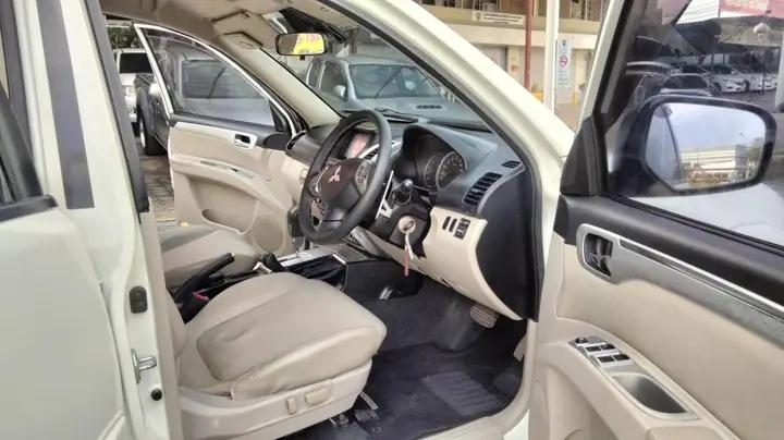 ขาย Mitsubishi Pajero 10