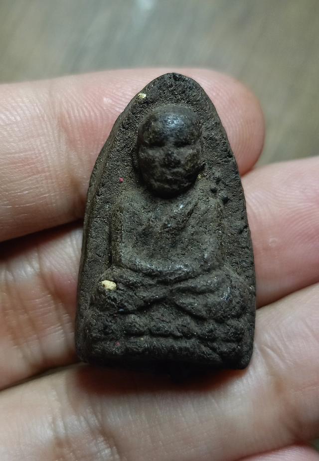 หลวงปู่ทวดเนื้อว่านเก่า