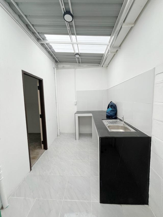 บ้านทาวเฮ้าส์ หมู่บ้านสินทวีสวนธน3 18