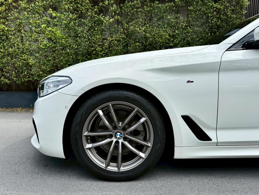 BMW 520 d M-Sport ปี 20 สีขาว ดีเซล ไมล์น้อยสุดในตลาด 40000 โลแท้ๆ หาไม่ได้แล้ว มือเดียว สภาพเหมือนป้ายแดง 5