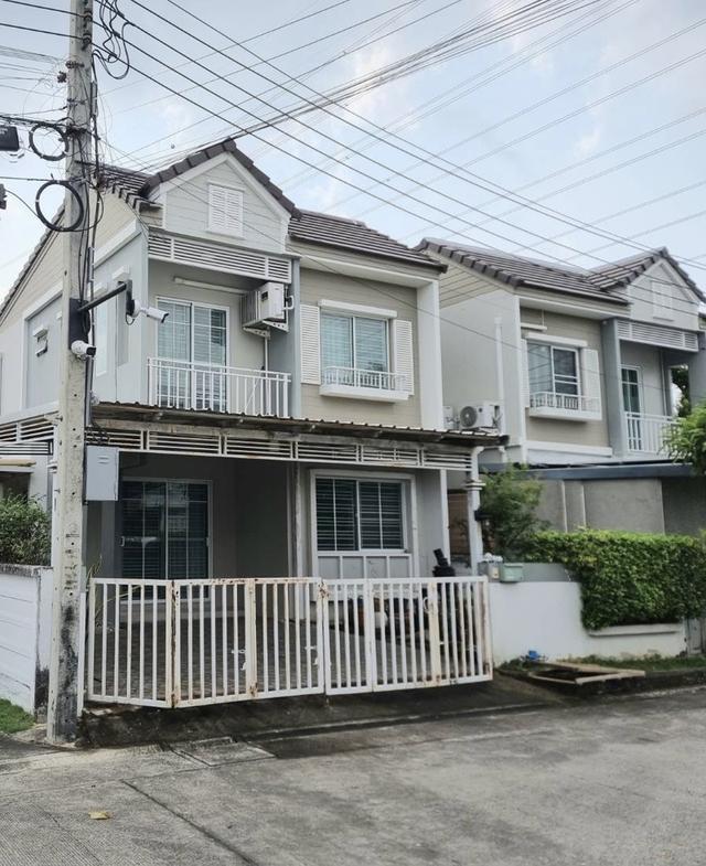 ทาวน์โฮม 2ชั้นหมู่บ้านเดอะวิลเลจ บางนา วงแหวน2 สมุทรปราการ 1