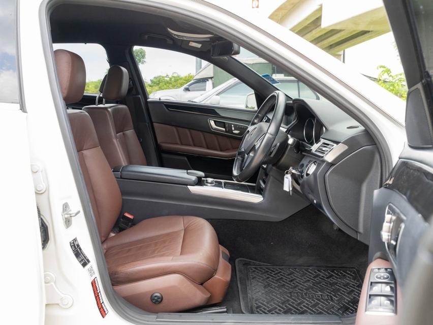 E300 Bluetec Hybrid Executive โฉม W212 2015 รหัส 12AT6176 13