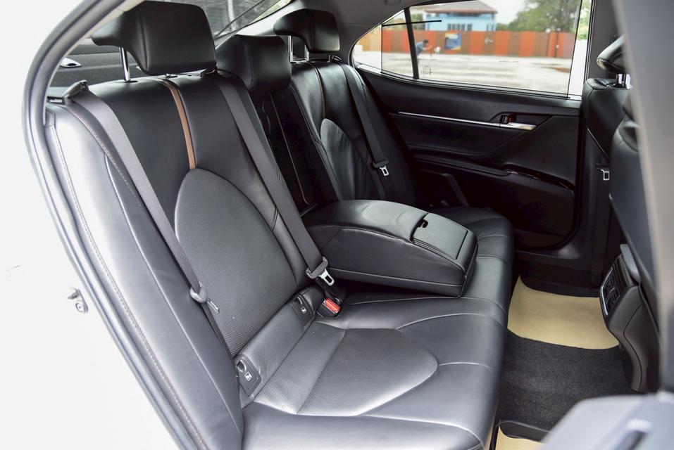 รหัสรถ CBL7117 TOYOTA CAMRY 2.5 G AT 2019 9