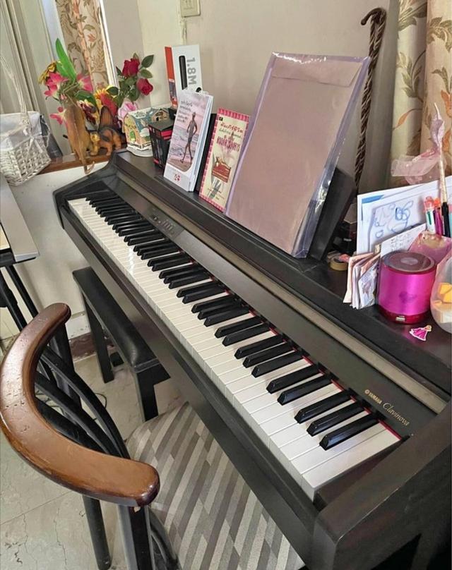 PIANO YAMAHA รุ่น Clavinova