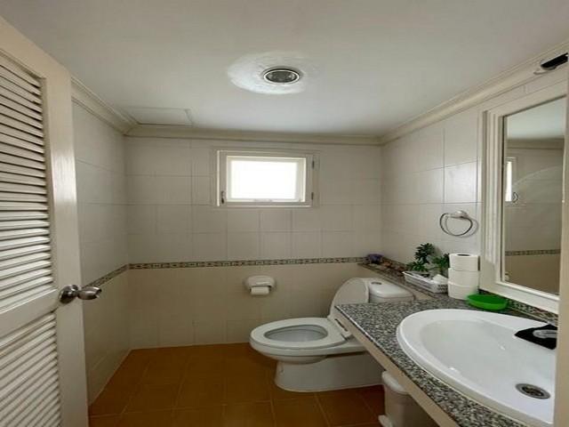 ให้เช่าทาวน์โฮมหรู 4 ชั้น โครงการ คริสตัล วิลล์ ซอยประดิษฐ์มนูธรรม 19 ติดทางด่วน เอกมัยรามอินทรา ทำเลใกล้เซ็นทรัลอีสต์วิลล์ 15