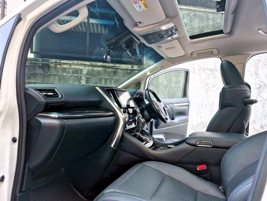 Toyota Alphard 2.5SC ปี22 12
