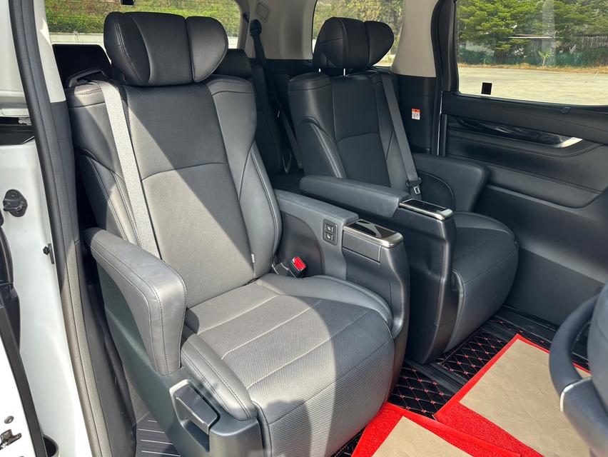 Toyota Alphard 2.5 SC Package ปี2023 9