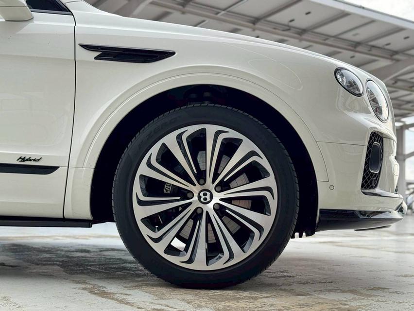 Bentley Bentayga 2022 รถหรูสภาพป้ายแดง แต่ถุกว่าถึง 3ล้านกว่าบาทเลย 6